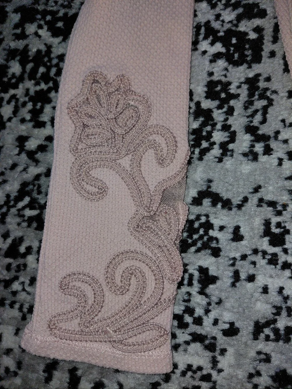 Free People Masquerade Cuff Thermal Top S Pink Embroidered Boho Y2K CC